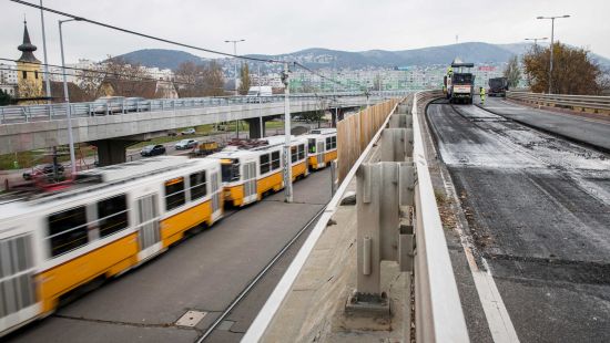 Cikk kép - Flórián téri munkák: bontás és állapotfelmérés az északi hídon